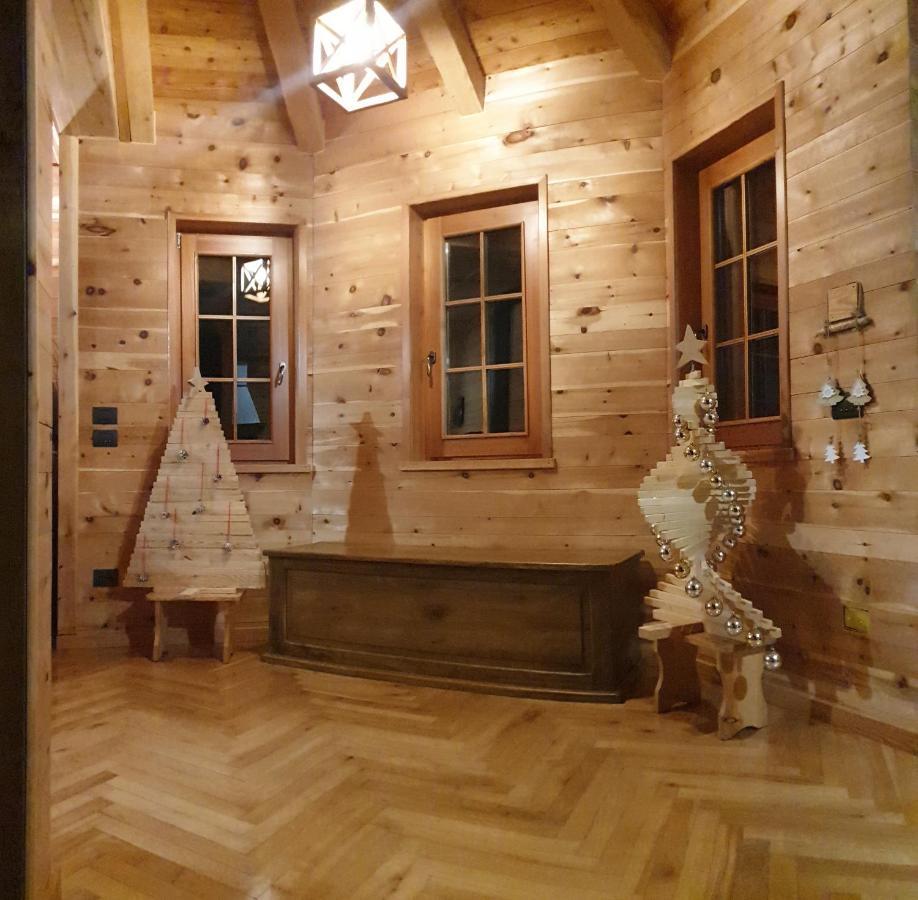 B&B Chalet Il Picchio Varzo Exterior photo