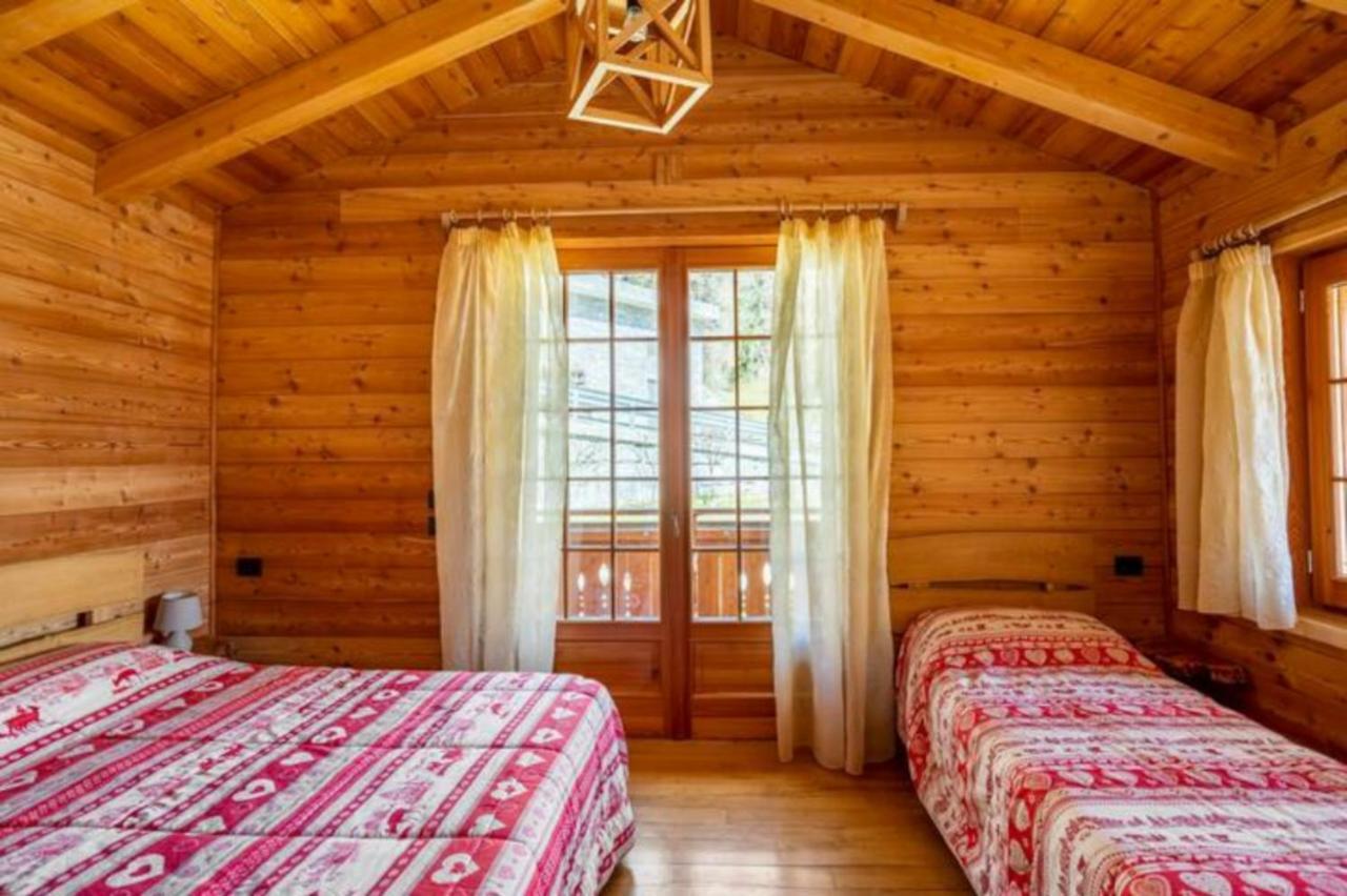 B&B Chalet Il Picchio Varzo Exterior photo