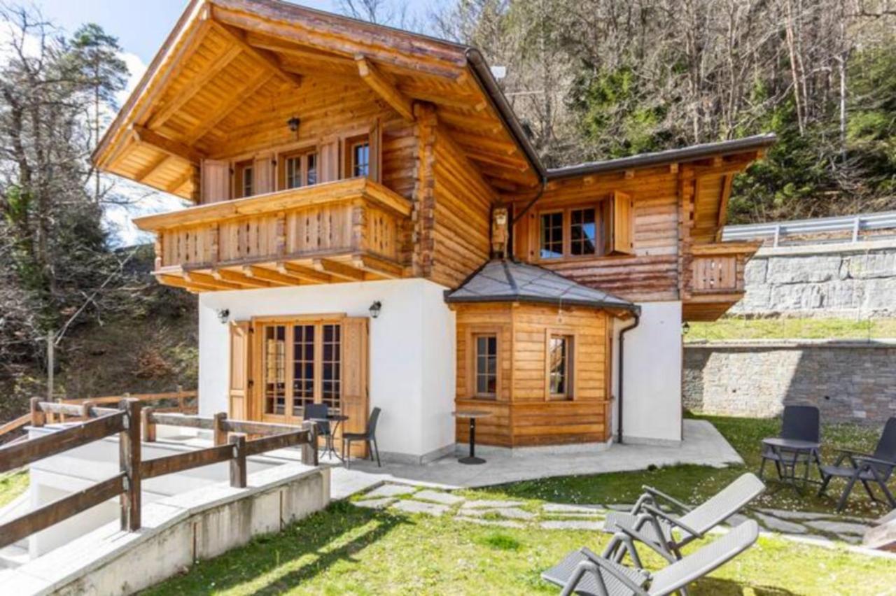 B&B Chalet Il Picchio Varzo Exterior photo